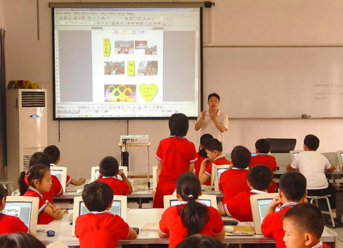 淺談小學(xué)信息技術(shù)課堂教學(xué)論文 淺談小學(xué)信息技術(shù)課堂教學(xué)論文