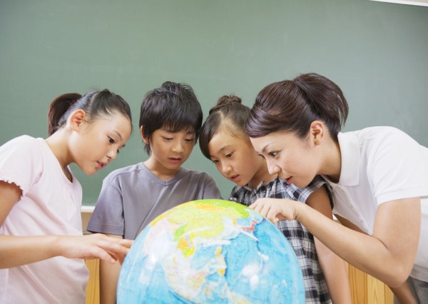 (地理論文發表范文)淺談高中地理教學中學生綜合思維能力的培養 (地理論文發表范文)淺談高中地理教學中學生綜合思維能力的培養