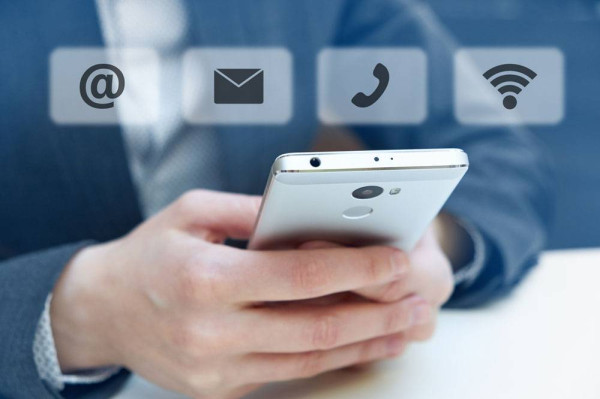 (網絡論文)利用移動網絡建設好政府信息公開渠道的問題（范文）