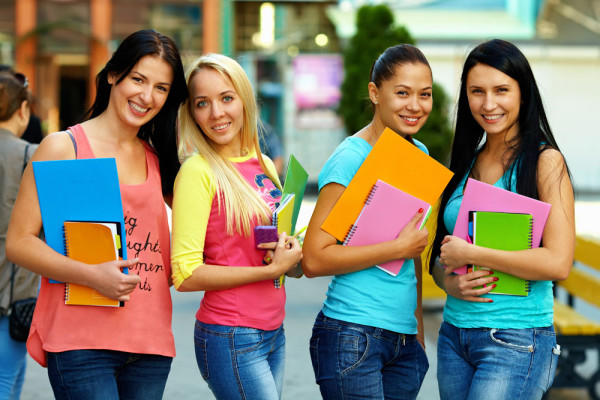 大學生職業生涯規劃論文(2023范文匯總) 大學生職業生涯規劃論文(2023范文匯總)